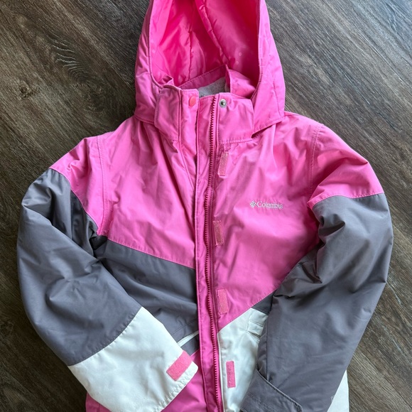 Columbia Pink and Gray Jacket 10/12 - Picture 1 of 4